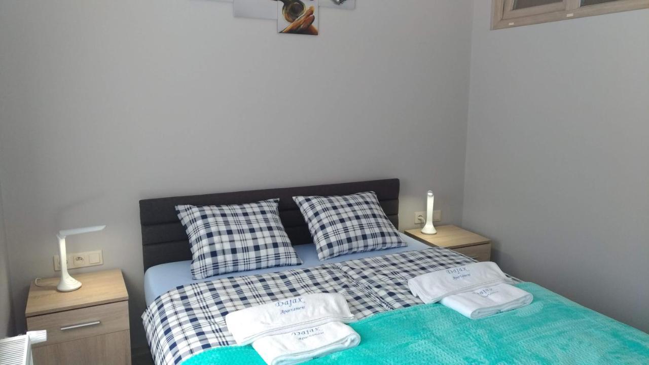 Dajax Apartament بوبيروفو المظهر الخارجي الصورة